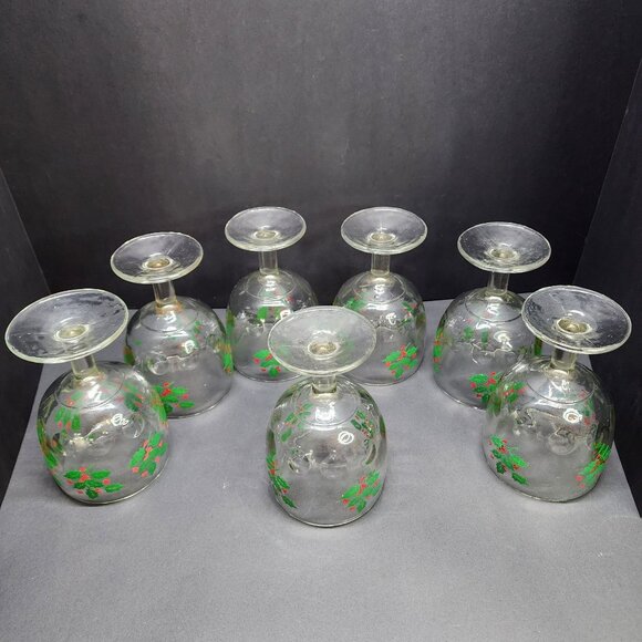 Vintage Libbey Christmas Holly Berry Water Goblets Holiday - Set Of 7 - Picture 4 of 8